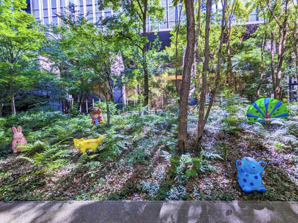 個展「We Love Forest」大手町の森、大手町タワー、東京 – Tomio
