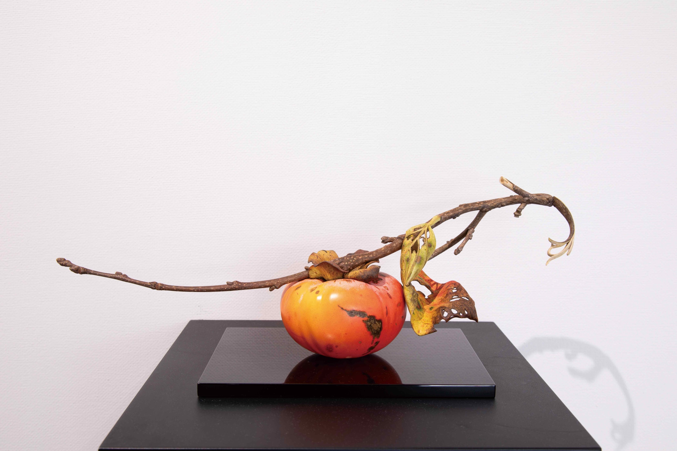 木彫刻　題名おいさで漁 岩崎努 – Tomio Koyama Gallery 小山登美夫ギャラリー